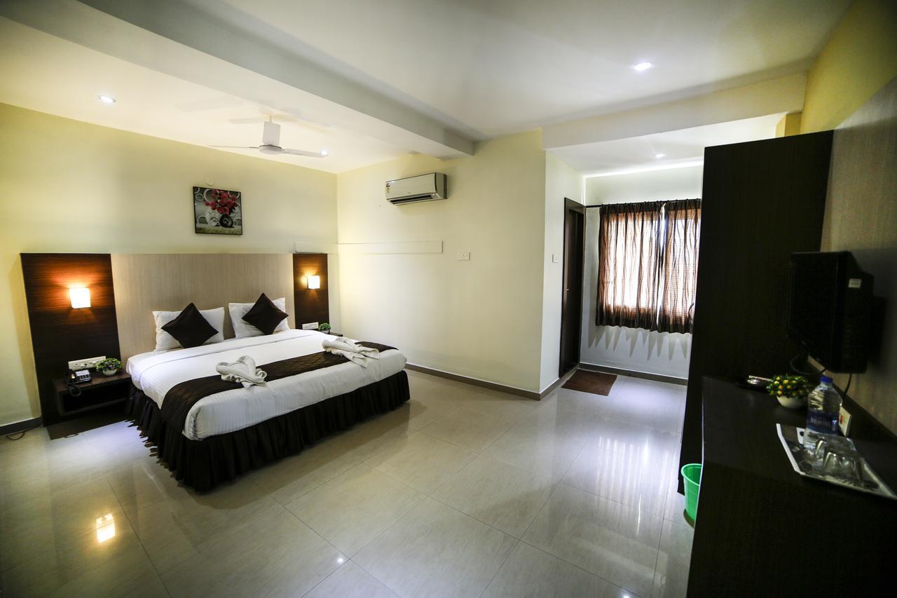 Hotel Tiruchendur Mani Iyer Palani Eksteriør billede